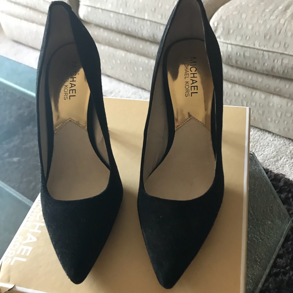 Michael Kors Black Suede Elisa Pump